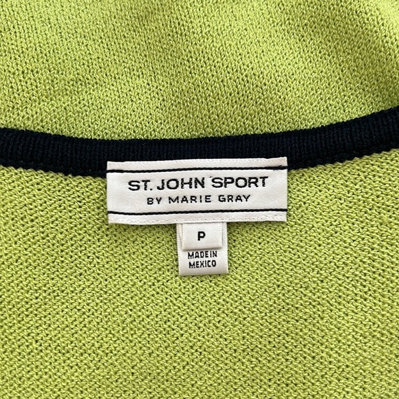 St. John Sport Jacket - Picture 14 of 15